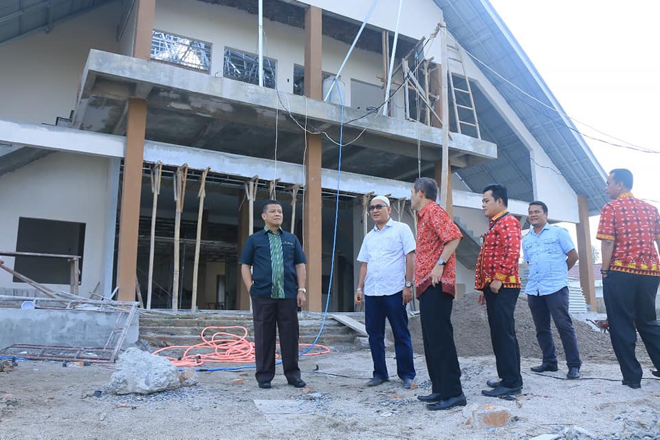 DR. Sarmadan Tinjau Langsung Pembangunan Kantor Samsat Tanjung Balai